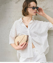 棉質小花蕾絲短袖襯衫 (Cotton lace oversized short-sleeved shirt)