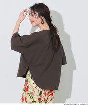 Half sleeve tail cut cotton T-shirt