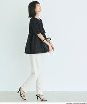 日系微透棉質荷葉拼接娃娃上衣 (Crew neck docking cut and sew top)