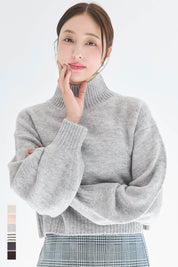 短版半高領泡泡袖毛衣