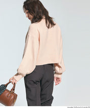 短版半高領泡泡袖毛衣