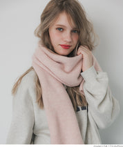 Yak-style knit scarf