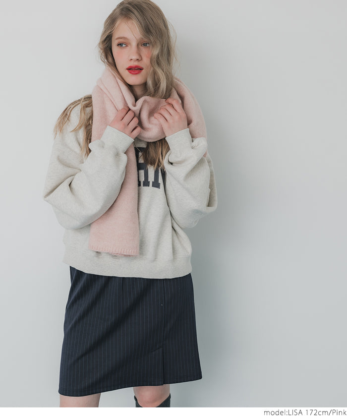 Yak-style knit scarf