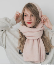 Yak-style knit scarf