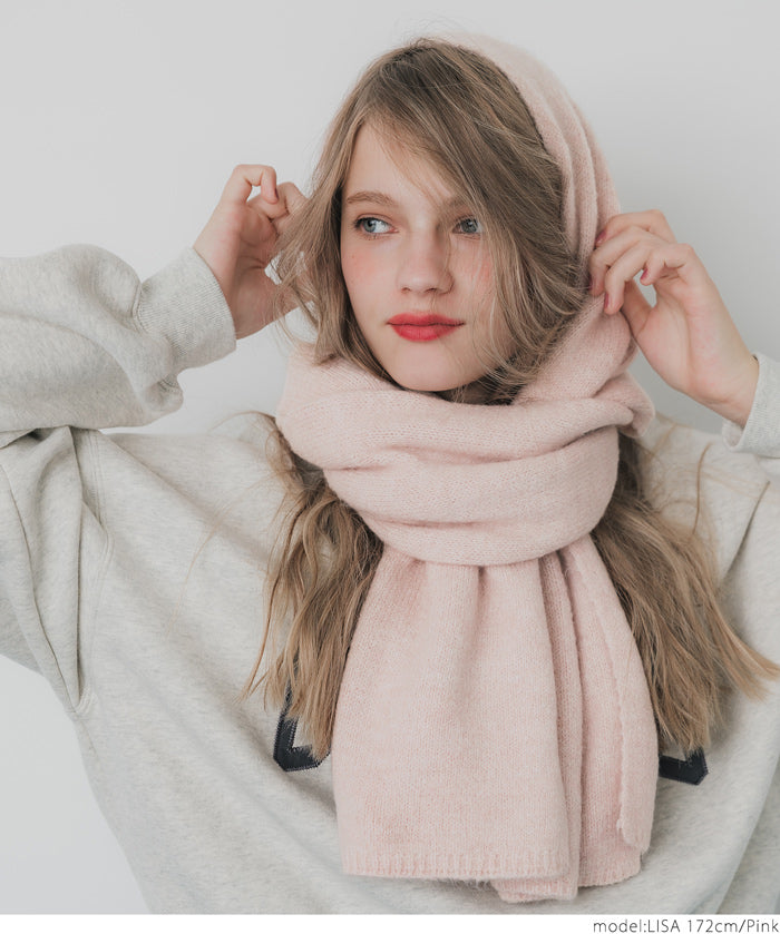 Yak-style knit scarf