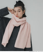 Yak-style knit scarf