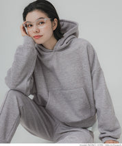Brushed lining cropped hoodie