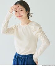 Thin pleated long sleeve round neck willow top