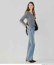 V領開岔造型薄針織上衣