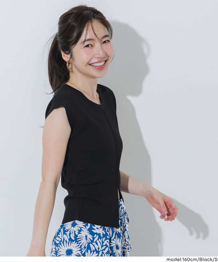 個性前側小開岔設計無袖上衣