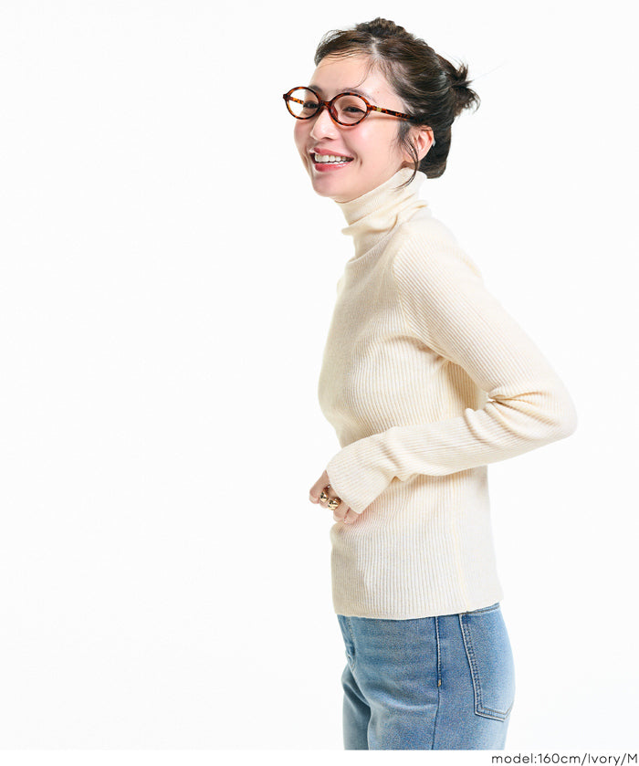 可機洗柔軟針織高領上衣