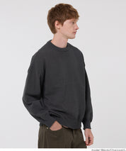 男裝霧感針織圓領長袖毛衣