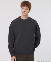 男裝霧感針織圓領長袖毛衣