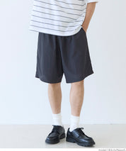 男裝輕量尼龍短褲