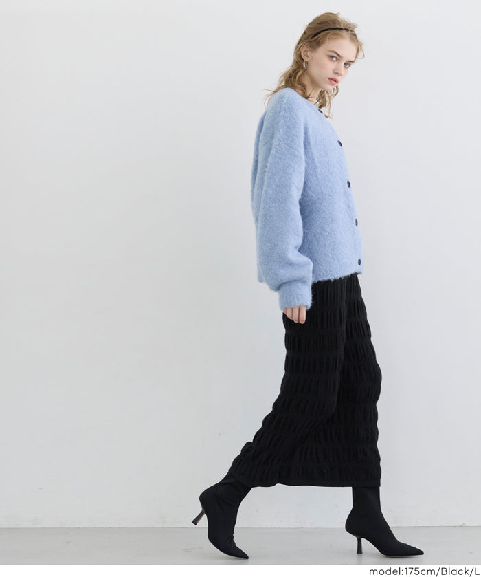 Irregularly gathered elastic straight skirt 