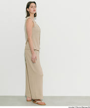 皺褶肌理彈性金扣背心 (Button vest with textured)