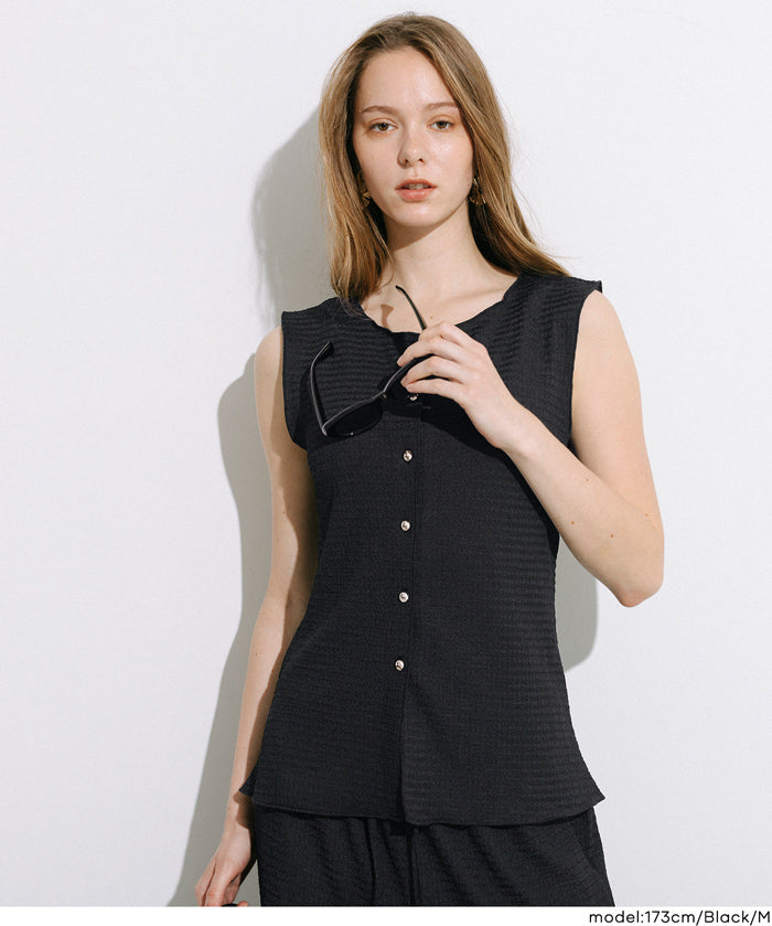 皺褶肌理彈性金扣背心 (Button vest with textured)