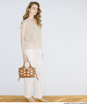 棉麻質感V領垂感透膚針織背心 (Linen-touch knit button vest)