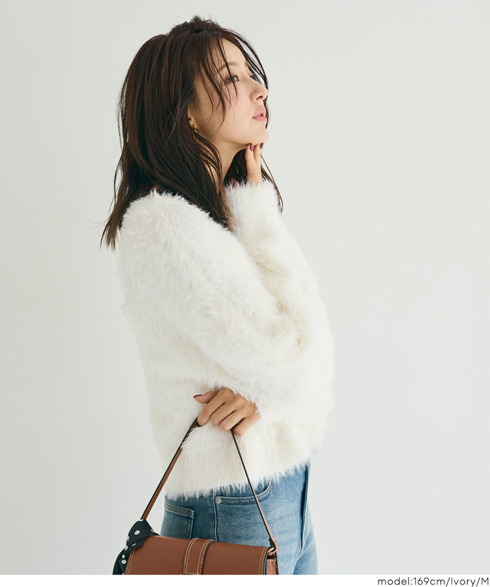 Soft and fluffy round neck long-sleeved knit sweater 