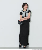 甜美皺褶造型彈性直筒長裙 (Stretch Shirred I-Line Skirt)
