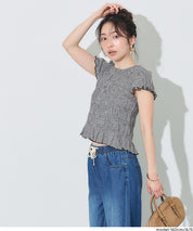 甜美皺褶木耳邊抽褶短袖上衣 (Shirred short-sleeved top)