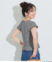 甜美皺褶木耳邊抽褶短袖上衣 (Shirred short-sleeved top)
