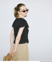 甜美皺褶木耳邊抽褶短袖上衣 (Shirred short-sleeved top)