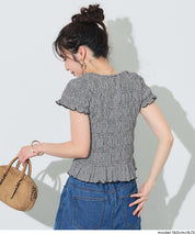 甜美皺褶木耳邊抽褶短袖上衣 (Shirred short-sleeved top)