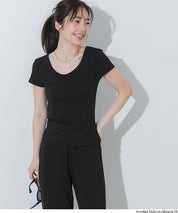 絲柔觸感前口袋U領合身短袖上衣 (Soft pocket T-shirt )