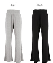 柔滑觸感彈性休閒褲 (Wide-Leg Traveler Pants)