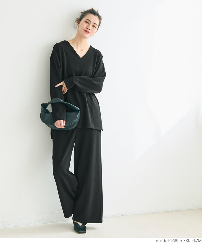 【壓紋機能】簡約V領長袖上衣