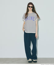 Cotton short-sleeved top with English logo and fold-over cuffs
