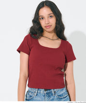 ［特價$129→$99］OUT BRA帶胸墊方領短款短袖上衣 Tee