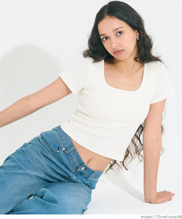 ［特價$129→$99］OUT BRA帶胸墊方領短款短袖上衣 Tee