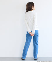 Cute children's long-sleeved top with a double-layered bow