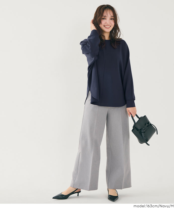 Batwing sleeves, rounded hem, fitted top 