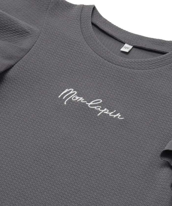 童裝【壓紋機能】LOGO荷葉造型短袖t恤