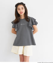 童裝【壓紋機能】LOGO荷葉造型短袖t恤