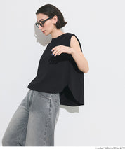 圓弧剪裁百搭無袖上衣 背心