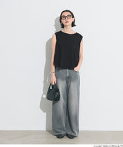 圓弧剪裁百搭無袖上衣 背心