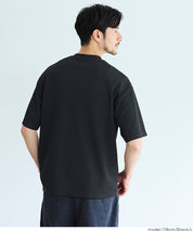 男裝【壓紋機能】刺繡logo短袖上衣 T-shirt