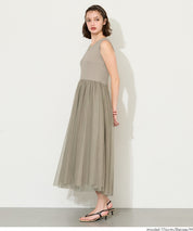 日細紗裙拼接無袖連衣裙  (Tulle-paneled dress)