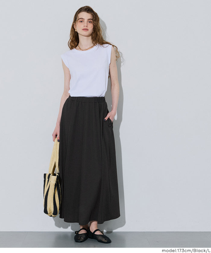 【壓紋機能】輕量A字長裙 附口袋 ( Light Embossed Panel Flare Skirt)