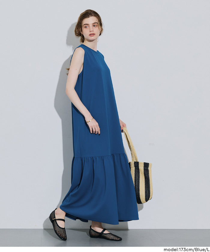 【壓紋機能】輕薄無袖背心拼接魚尾連衣裙 (Light Embossed Sleeveless Dress)
