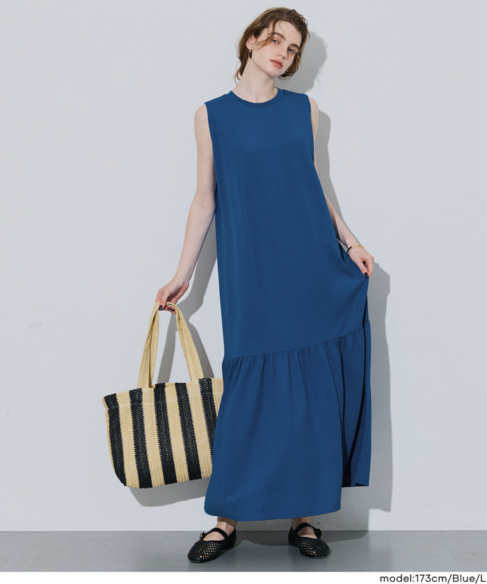 【壓紋機能】輕薄無袖背心拼接魚尾連衣裙 (Light Embossed Sleeveless Dress)