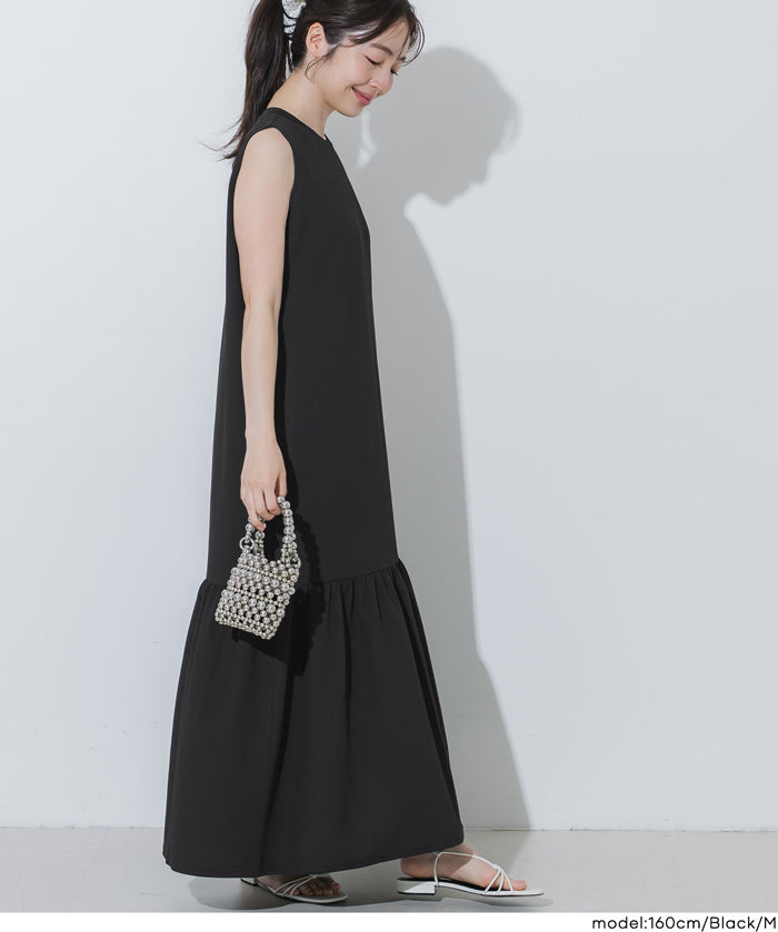 【壓紋機能】輕薄無袖背心拼接魚尾連衣裙 (Light Embossed Sleeveless Dress)