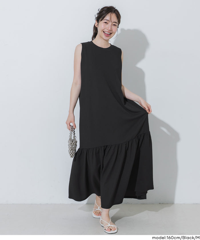 【壓紋機能】輕薄無袖背心拼接魚尾連衣裙 (Light Embossed Sleeveless Dress)