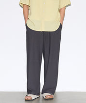 男裝彈性休閒寬褲 (Linen-like striped relaxed shirt)