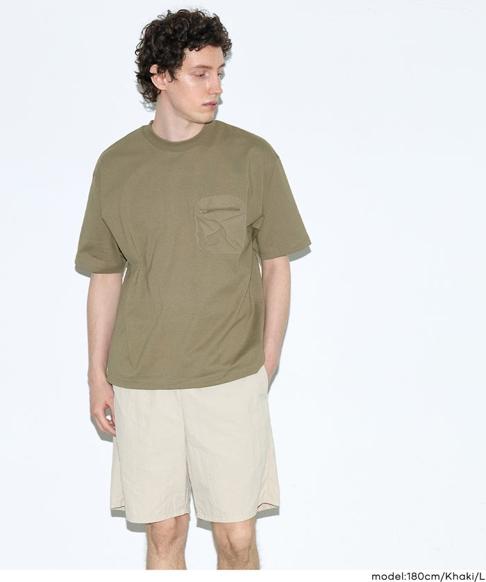男裝造型口袋短袖上衣 (Multi-pocket T-shirt)