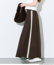 運動風彈性A字傘裙 (Line flared skirt)